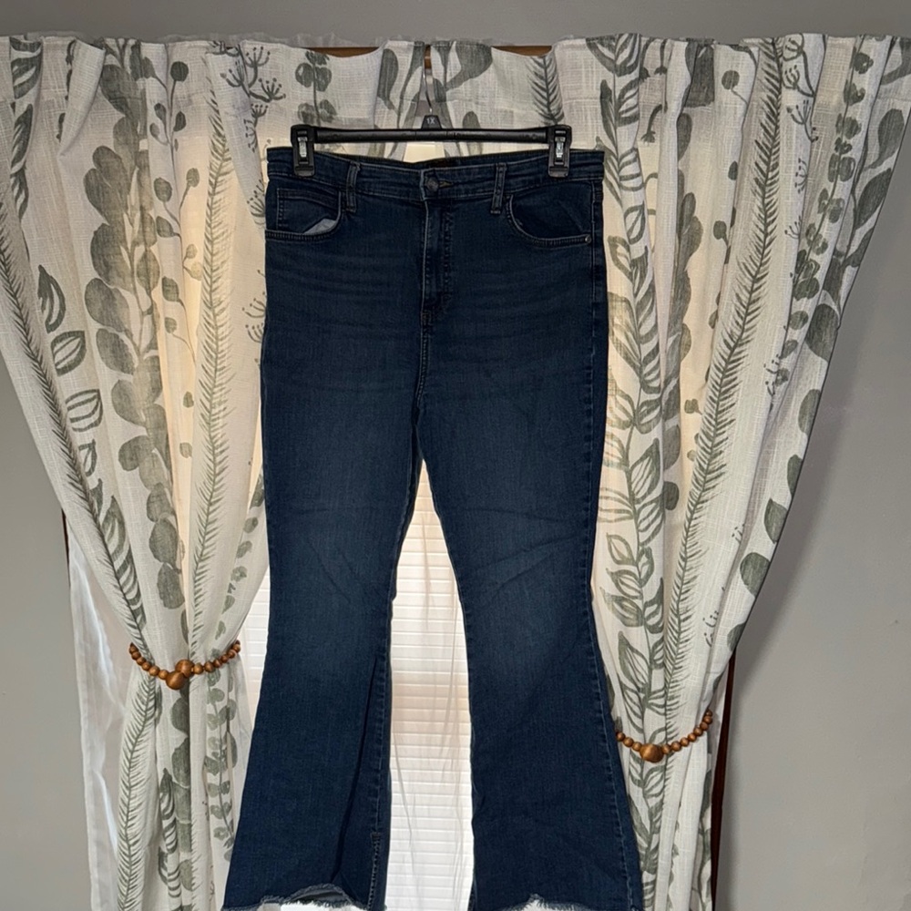 Women's Flare Jeans